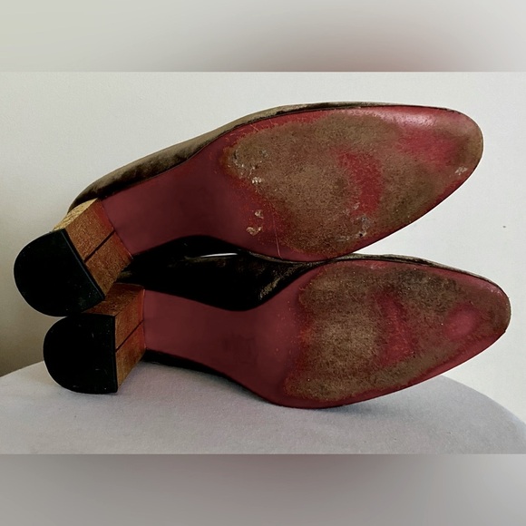 Christian Louboutin Brown Velvet Heels VINTAGE DESIGNER - Picture 4 of 5